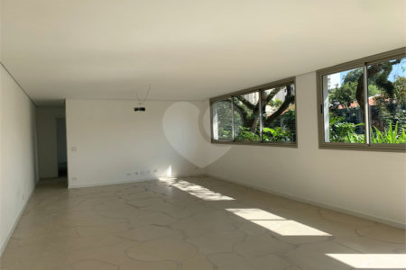 Apartamento à venda com 2 suítes em Vila Madalena, São Paulo, SP