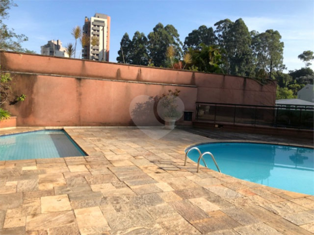 Apartamento à venda com 3 quartos, sendo 2 suítes, em Morumbi, São Paulo, SP