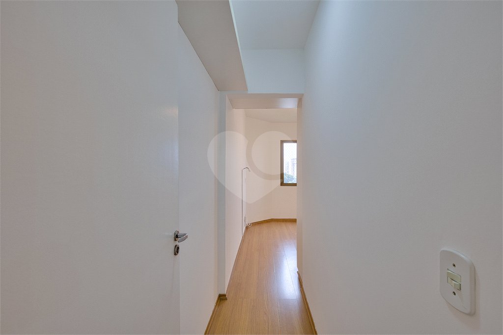 Apartamento à venda com 3 quartos, sendo 1 suíte, em Alto da Boa Vista, São Paulo, SP