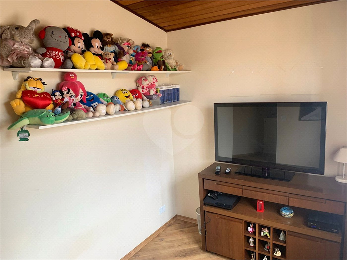 Casa à venda com 2 quartos, sendo 1 suíte, no condomínio Da Chácara, São Paulo - SP