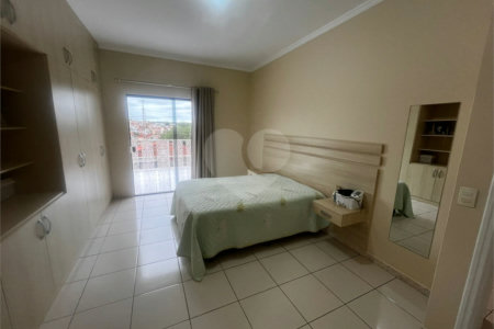 Casa à venda com 3 quartos, sendo 1 suíte, em Jardim Itália, Itapetininga, SP