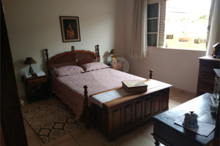 Casa à venda com 3 quartos, sendo 1 suíte, em Chácara São João, São Carlos, SP