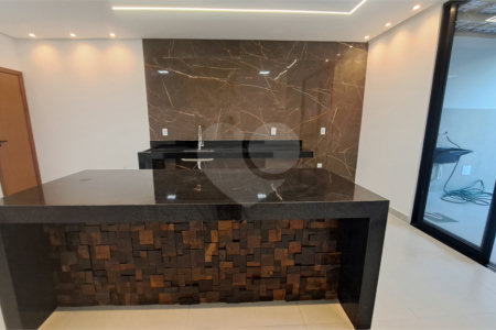 Duplex à venda com 3 quartos, sendo 1 suíte, em Tabapiri, Porto Seguro, BA