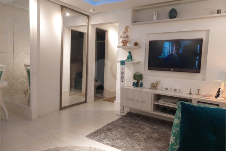 Apartamento à venda com 2 quartos, sendo 1 suíte,  em Vila Suzana, São Paulo, SP