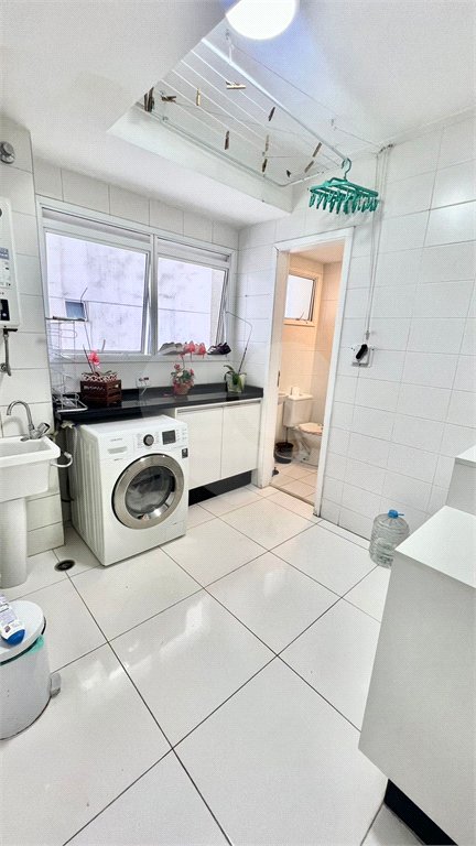 Apartamento à venda com 3 suítes em Jardim Monte Kemel, São Paulo, SP