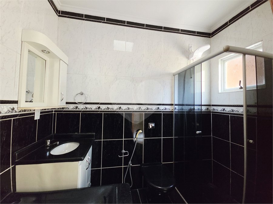 Casa à venda com 3 quartos, sendo 1 suíte, no condomínio Parque das Árvores, Sorocaba - SP