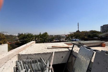Casa à venda com 4 suítes no condomínio Casa Jardim Paineiras, São Paulo - SP