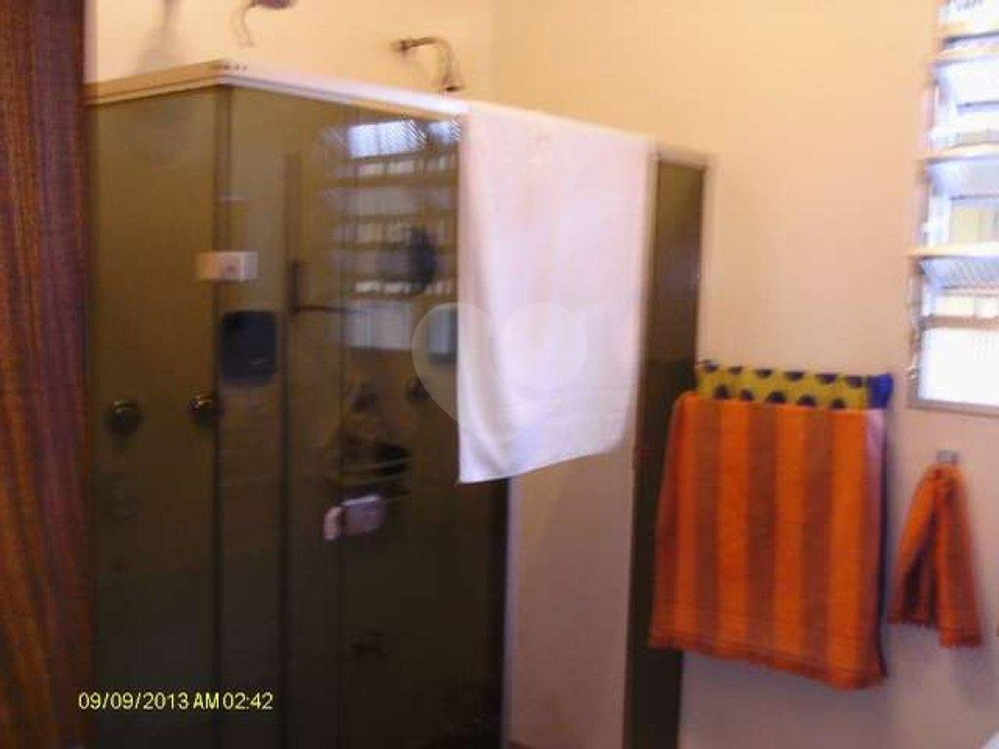 Sobrado à venda com 4 quartos, sendo 2 suítes, em Jardim Peri Peri, São Paulo, SP