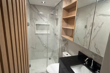 Apartamento à venda ou para alugar com 1 suíte em Pinheiros, São Paulo, SP