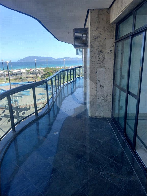Apartamento à venda com 4 quartos, sendo 2 suítes, em Vila Nova, Cabo Frio, RJ