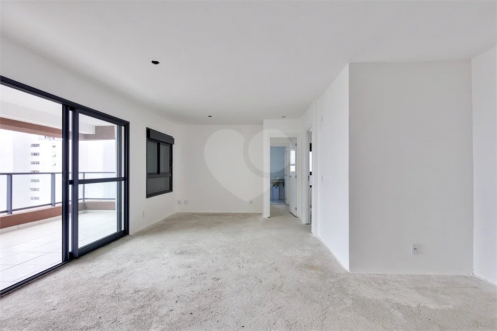 Apartamento à venda com 2 suítes em Santo Amaro, São Paulo, SP