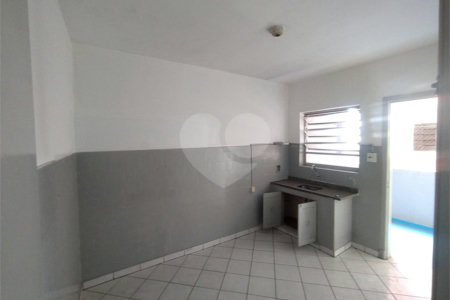 Prédio à venda em Santa Teresinha, São Paulo, SP