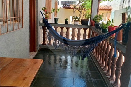 Casa à venda com 3 quartos em Vila Inácio, São Paulo, SP