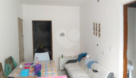 Terreno à venda com 4 quartos, sendo 1 suíte,  em Parada Inglesa, São Paulo, SP