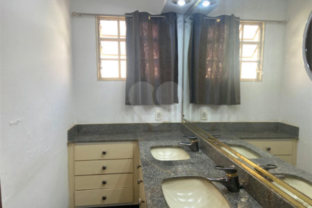 Casa à venda com 3 suítes em Jardim Primavera, Araraquara, SP