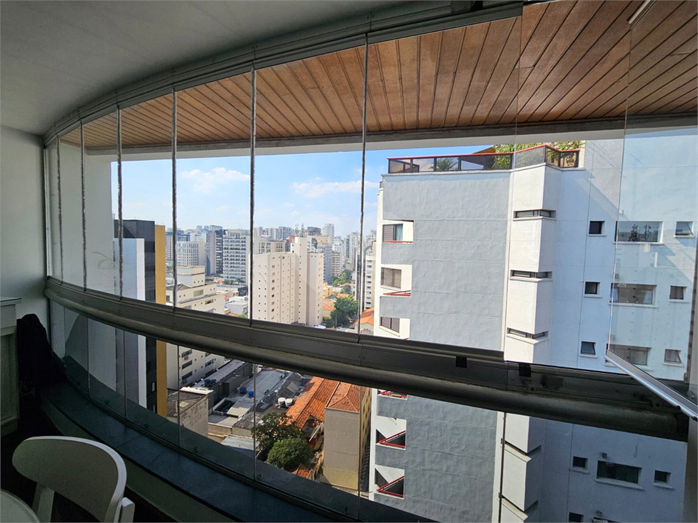 Cobertura à venda com 3 quartos, sendo 1 suíte, em Indianópolis, São Paulo, SP