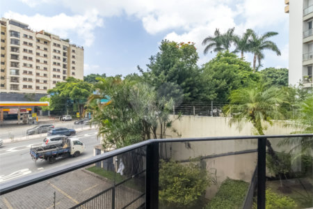 Apartamento à venda com 3 quartos, sendo 1 suíte,  em Vila Clementino, São Paulo, SP