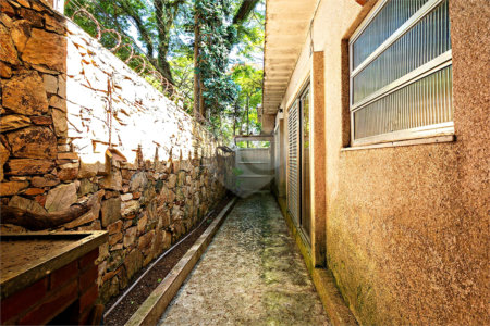 Casa Térrea à venda ou para alugar com 4 suítes em Alto da Boa Vista, São Paulo, SP