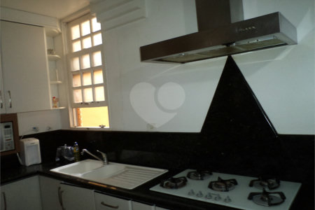 Sobrado à venda com 3 quartos, sendo 1 suíte, em Jardim Franca, São Paulo, SP