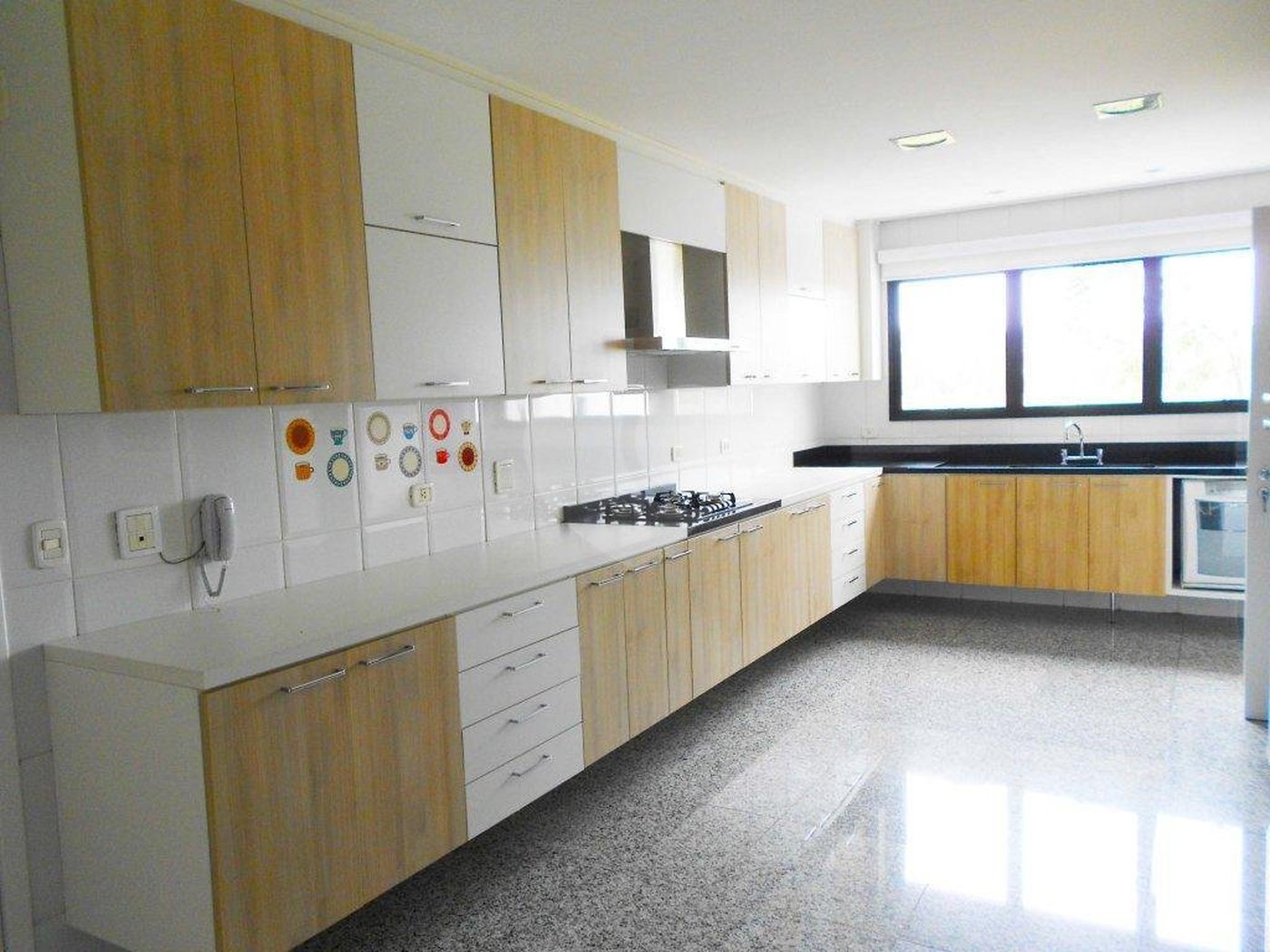 Apartamento para alugar com 4 suítes em Jardim Marajoara, São Paulo, SP