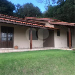 Casa à venda com 3 quartos, sendo 1 suíte,  no condomínio Marf II, Bom Jesus dos Perdões - SP