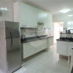 Casa à venda com 4 quartos, sendo 3 suítes, no condomínio Vila Inglesa, Sorocaba - SP