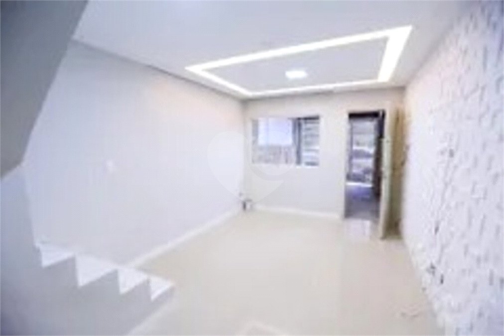 Casa à venda com 3 suítes em Jardim Santo Elias, São Paulo, SP