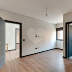 Casa à venda com 4 suítes no condomínio Reserva Robélia, São Paulo - SP