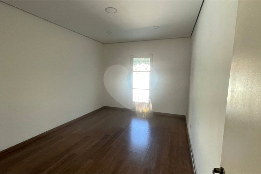 Sobrado à venda com 1 quarto em Santana, São Paulo, SP