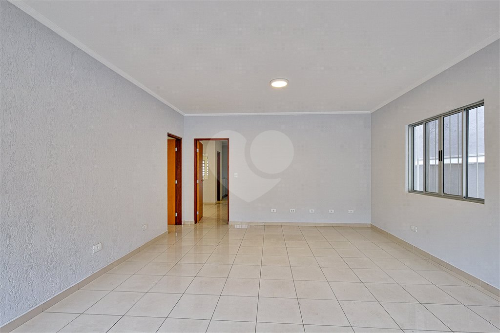 Casa à venda com 3 quartos, sendo 1 suíte, em Alto da Boa Vista, São Paulo, SP