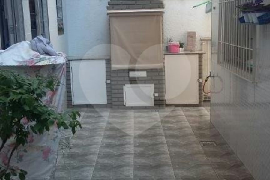 Casa à venda com 6 quartos, sendo 1 suíte,  em Itaquera, São Paulo, SP