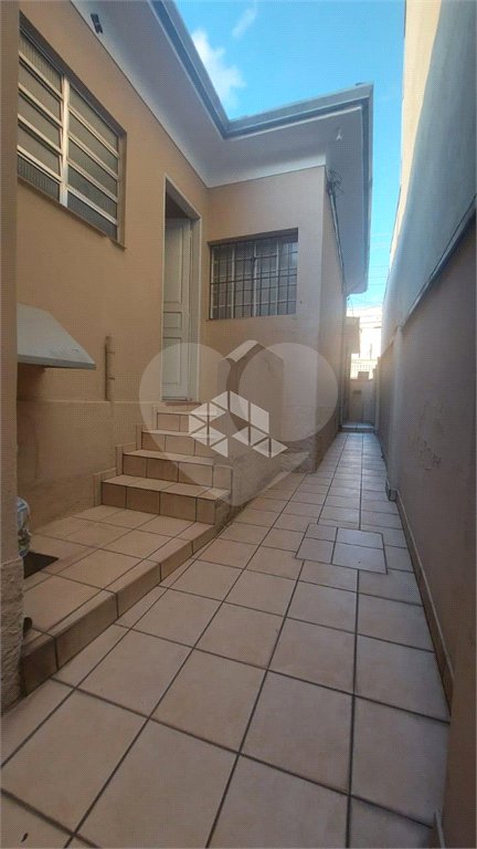 Casa à venda com 4 quartos, sendo 1 suíte,  em Lapa, São Paulo, SP