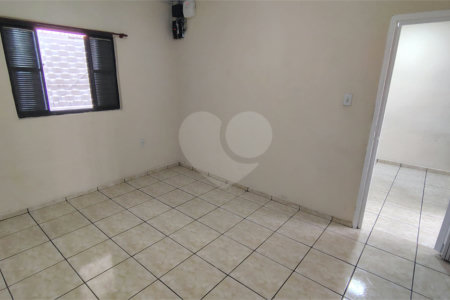 Casa à venda com 2 quartos em Vila Hortência, Sorocaba, SP