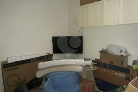 Casa à venda com 3 quartos, sendo 1 suíte, no Centro, Indaiatuba, SP