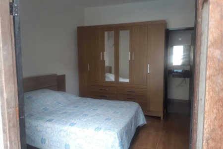 Casa com 4 dormitórios à venda, 180 m² por R$ 650.000,00 - Jardim Virginia - Guarujá/SP