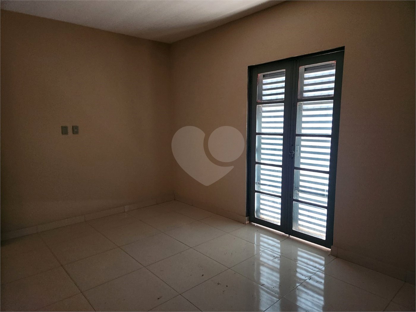 Casa à venda com 2 quartos em Vila Santa Maria (vila Xavier), Araraquara, SP