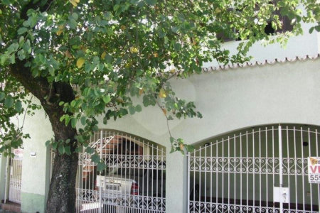 Casa à venda com 3 suítes em Bosque da Saúde, São Paulo, SP