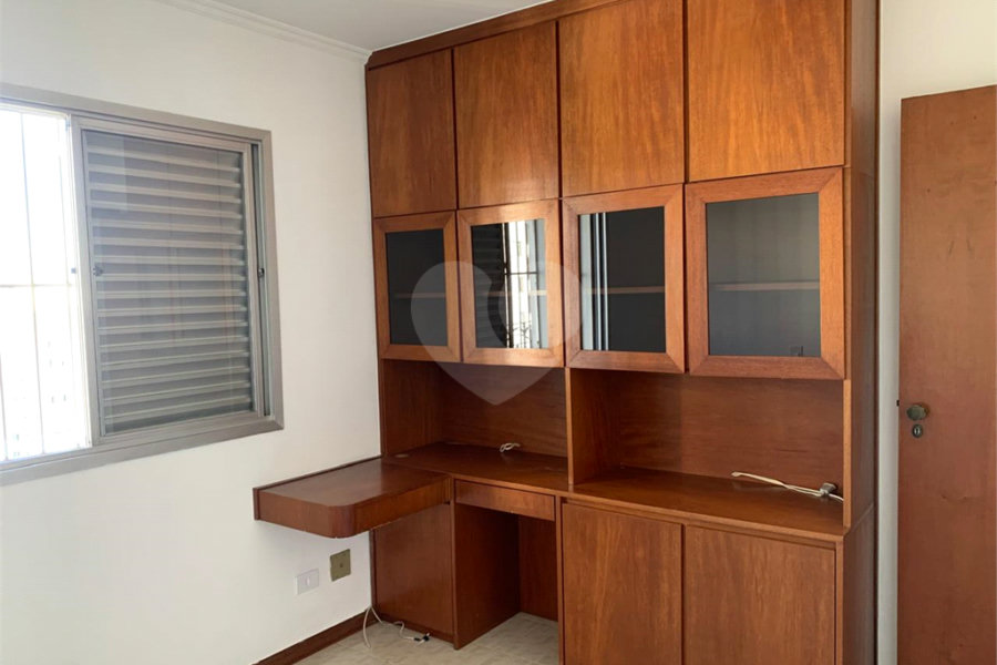 Apartamento à venda com 3 quartos, sendo 1 suíte,  em Jabaquara, São Paulo, SP