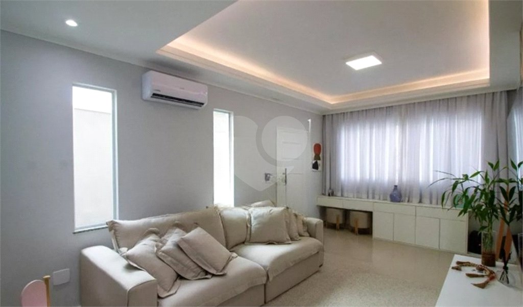 Casa à venda com 3 suítes em Vila Rosália, Guarulhos, SP