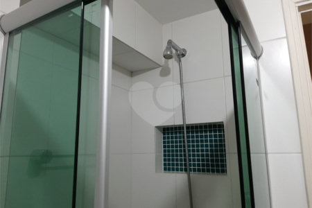 Apartamento à venda com 3 quartos, sendo 1 suíte, em Vila Mariana, São Paulo, SP