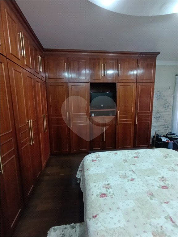 Sobrado à venda com 4 quartos, sendo 1 suíte, em Jaçanã, São Paulo, SP