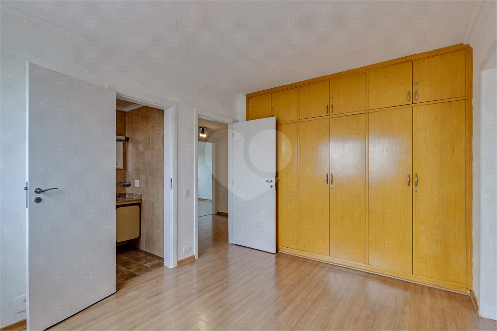 Apartamento à venda com 4 suítes em Campo Belo, São Paulo, SP