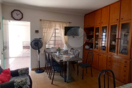 Casa à venda com 3 quartos no Centro, Itapetininga, SP