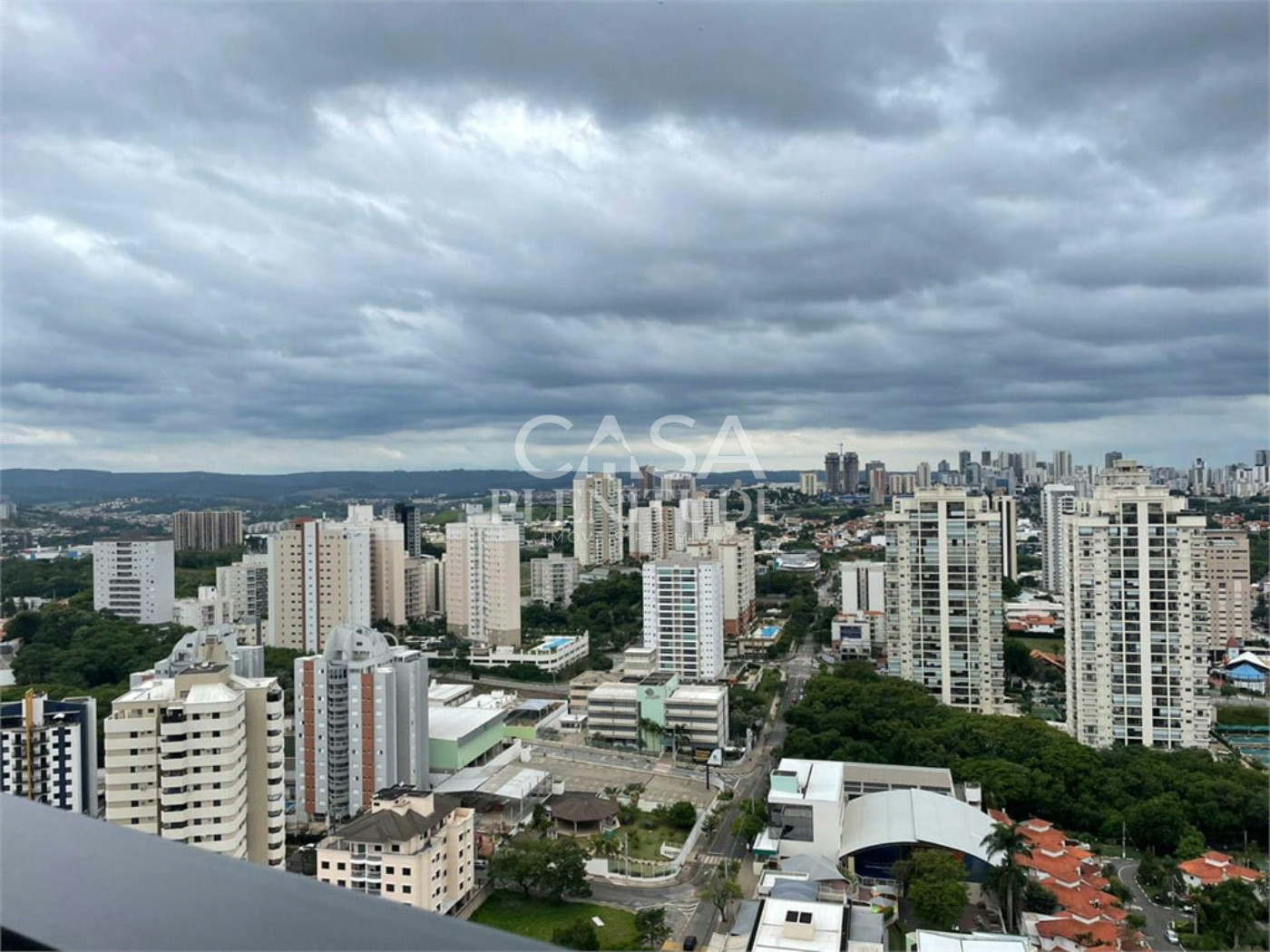 Apartamento à venda com 3 suítes em Jardim Faculdade, Sorocaba, SP