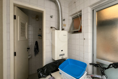 Apartamento à venda com 3 quartos, sendo 1 suíte, em Jardim Marajoara, São Paulo, SP