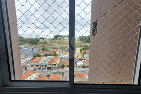 Apartamento à venda com 3 quartos, sendo 1 suíte, em Chácara São João, São Paulo, SP