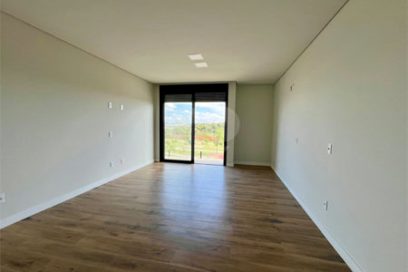Casa à venda com 4 suítes no condomínio Alphaville Nova Esplanada 3, Votorantim - SP