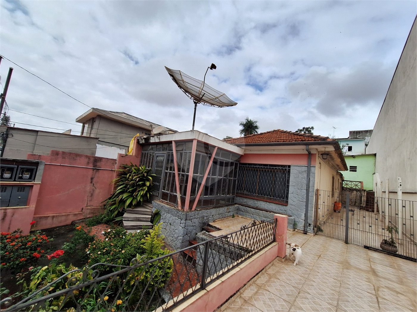 Casa Térrea à venda com 5 quartos, sendo 3 suítes,  em Vila Mazzei, São Paulo, SP