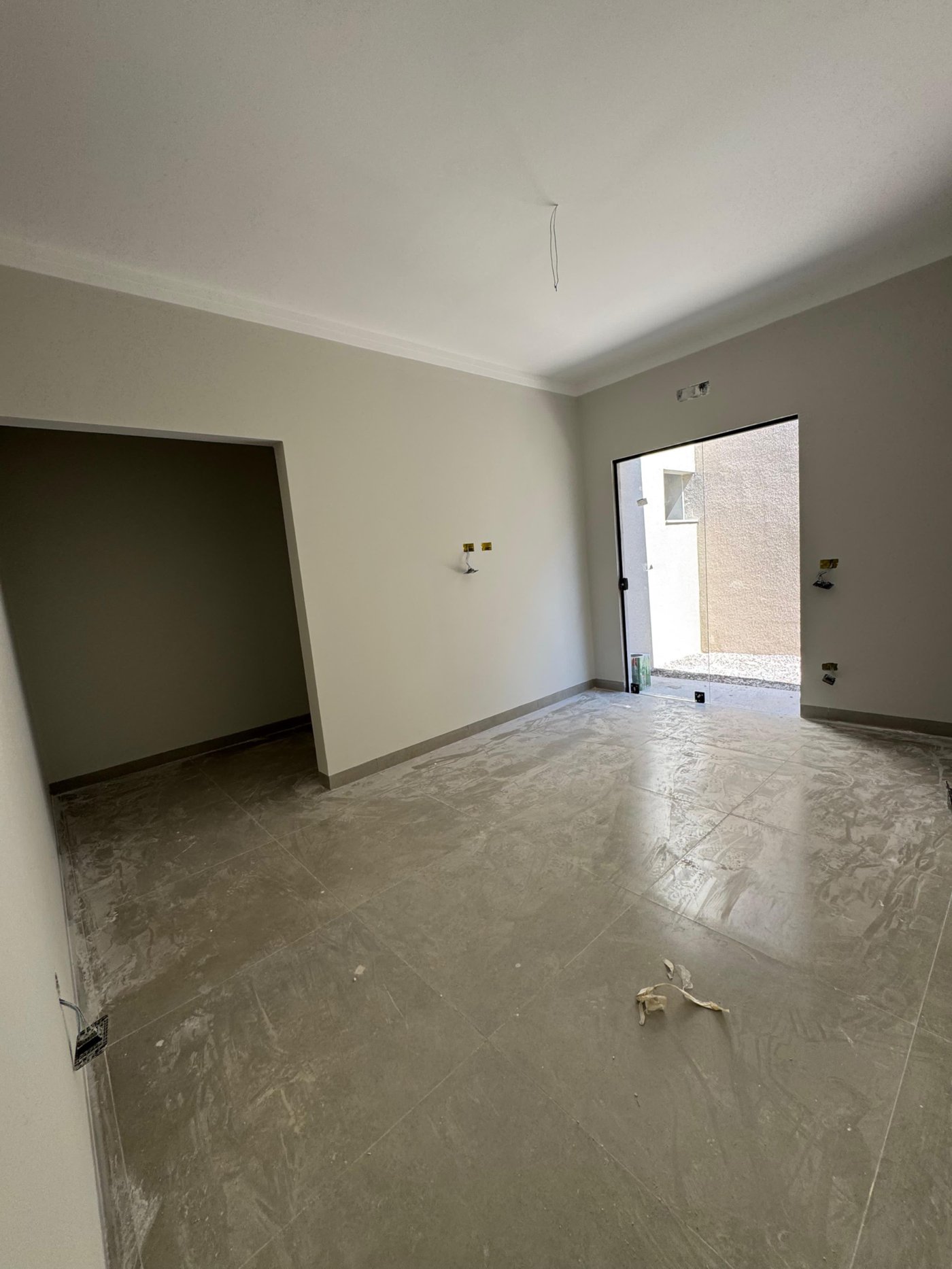 Casa à venda com 3 quartos, sendo 1 suíte, em Jardim dos Ipes, Três Lagoas, MS