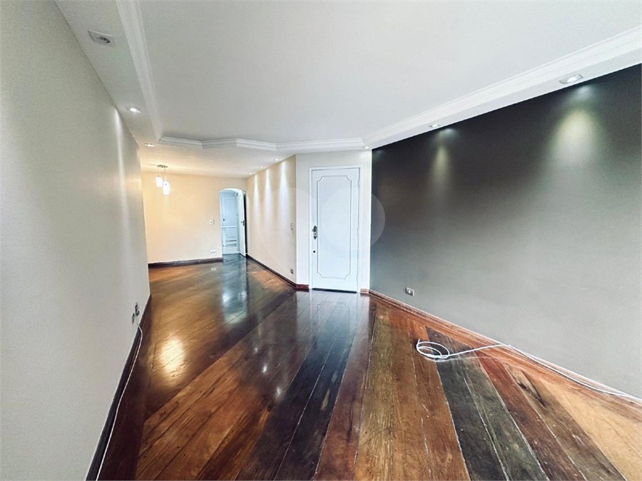 Apartamento à venda com 3 quartos, sendo 1 suíte, em Alto da Boa Vista, São Paulo, SP